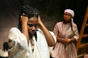 Zndstoff - Market Theatre Johannesburg (Sdafrika) / Thursdays Child
